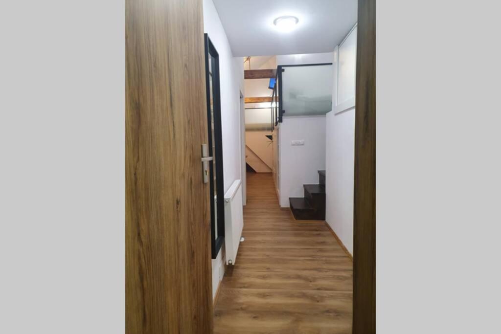 Apartmán Koci Dom Loft Vělička Exteriér fotografie